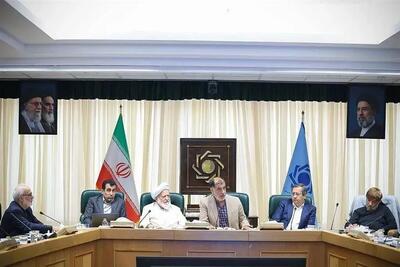 بررسی کامل نشست کمیسیون اقتصادی مجمع تشخیص با رئیس کل بانک مرکزی