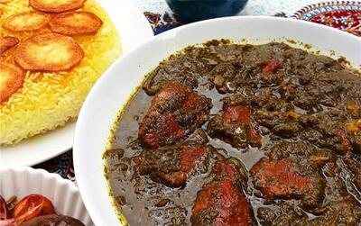 طرز تهیه مرغ ترش شمالی با رب انار؛ خوشمزه، مجلسی و لعابدار