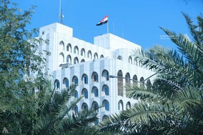  وزارت خارجه عراق هیأتی را برای پیگیری حادثه درگیری مقابل محل اسکان دانشجویان عراقی در سمنان اعزام کرد
