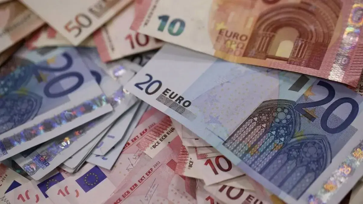 آخرین قیمت دلار امروز دوشنبه 16 شهریور 1405/ کاهش قیمت ها در بازار