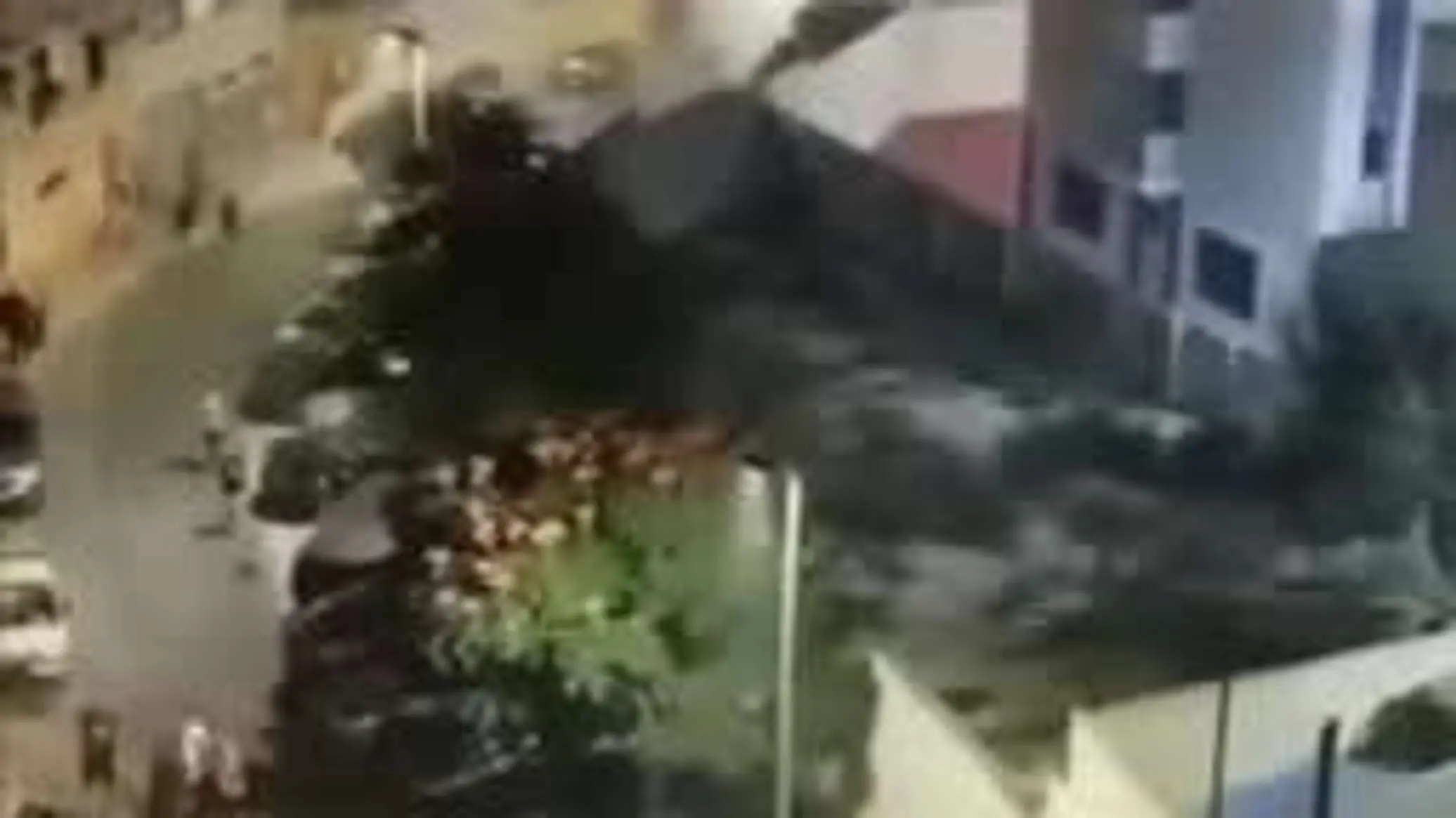 درگیری مهاجران غیرقانونی و به آتش کشیدن خودروها در اسپانیا