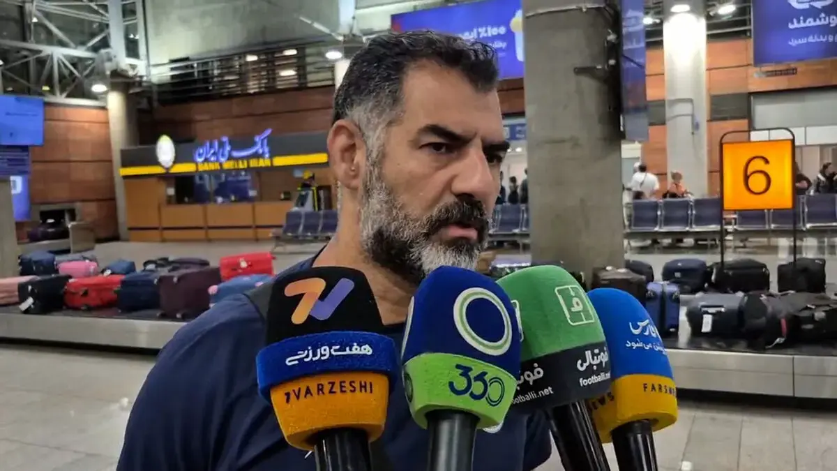 نامداری: بازیکنان کرهشمالی صغر سنی بودند!