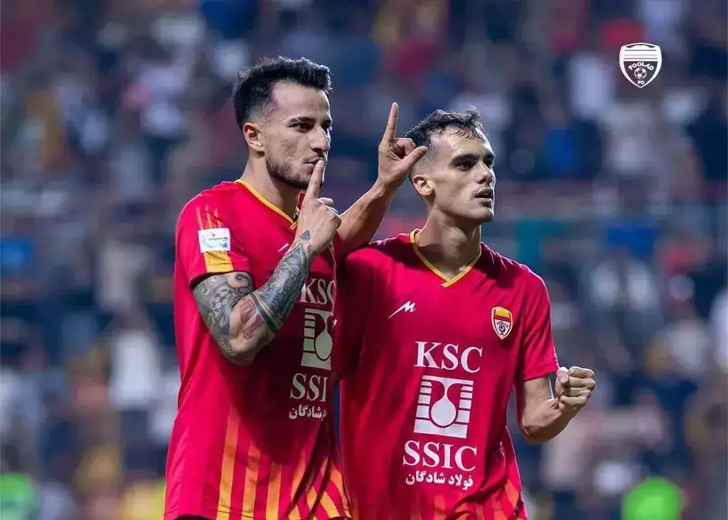 مهر امضای احسان محروقی پای برد فولاد