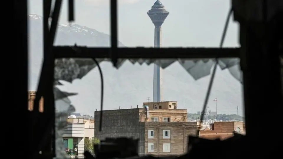 اقتصاد ایران پس از جنگ چه کند؟