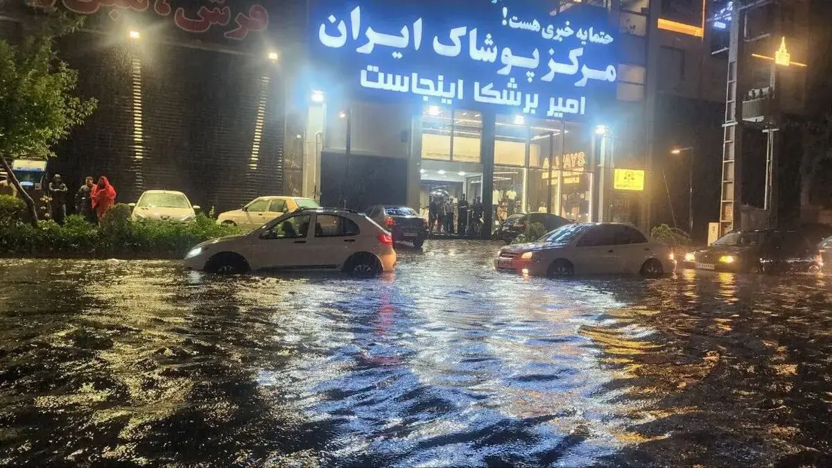 رشت غرق در آب باران شد!