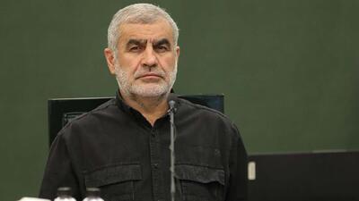 خطاب به علی نیکزاد؛ حجاب را دیدید، کاهش قدرت خرید مردم را هم ببینید