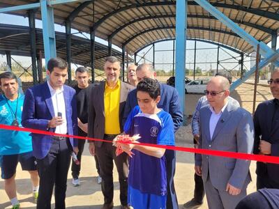 بهرهبرداری از نخستین زمین چمن مصنوعی فوتبال نابینایان در یزد
