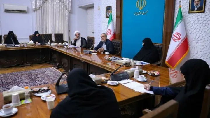 مسئله اساسی این است که چگونه باید با نسل جوان تعامل کنیم
