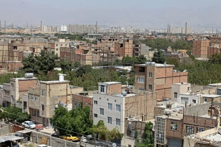 تذکرات شوراییهای تهران؛ مردم محله مینایی پس از ۲ دهه پیگیری سند مالکیت ندارند