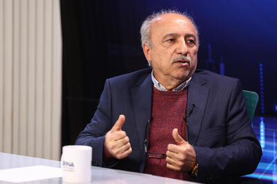 کارشناس اقتصادی: رفع موانع تولید باید از بنگاههای کوچک و متوسط آغاز شود