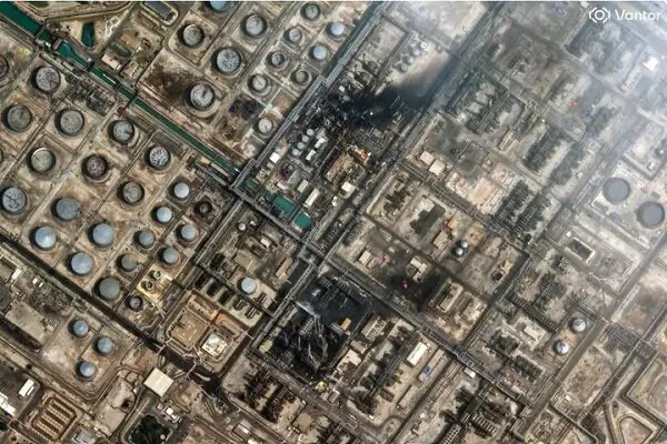 عربستان: چندین مراکز انرژی در جنوب هدف قرار گرفت