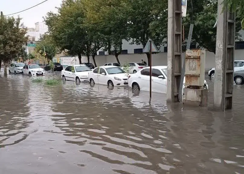 ببینید | سیلاب در جویبار؛ بارش شدید خیابانها را به زیر آب برد