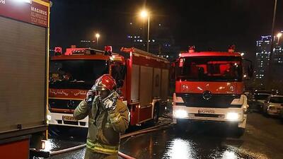  مهار آتش سوزی تابلو برق در خیابان بحرالعلوم رشت