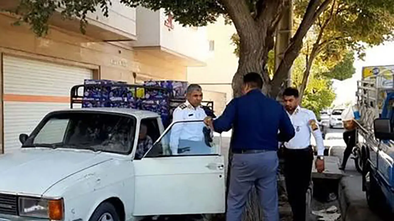 ثبت گزارش سد معبر خودروها در «پلیس من» بدون تماس با 110/پیامک برای مالک ارسال میشود