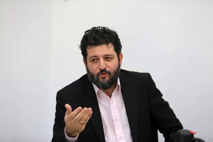 افکار عمومی و وسوسه تحلیلهای ساده/ یادداشتی از محمد آقاسی