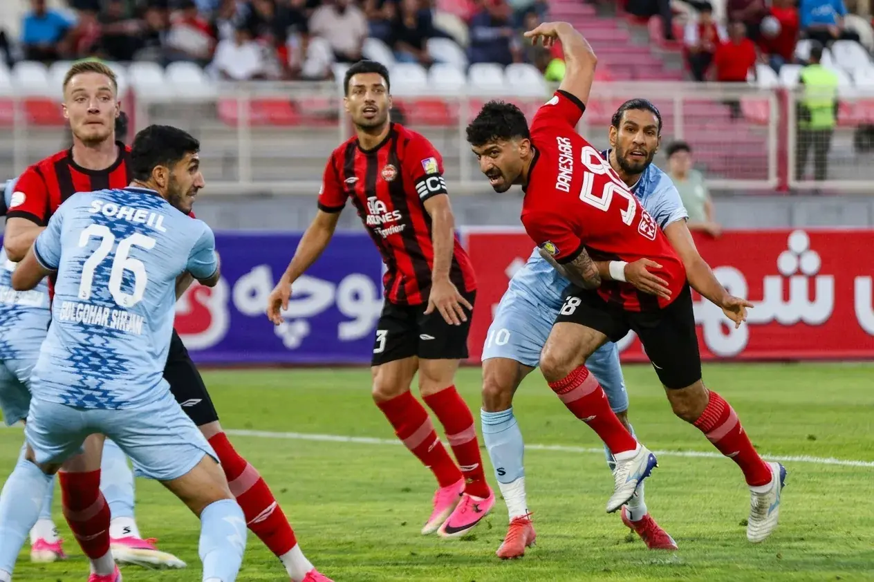 تراکتور صدر را حفظ کرد، پرسپولیس نزدیک شد؛ استقلال در تعقیب مدعیان