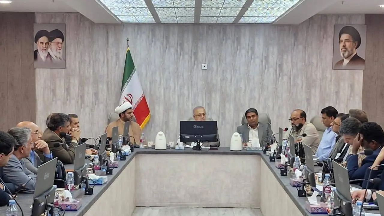استاندار هرمزگان: نسخه واحد برای تأمین مسکن دهکهای مختلف کارآمد نیست