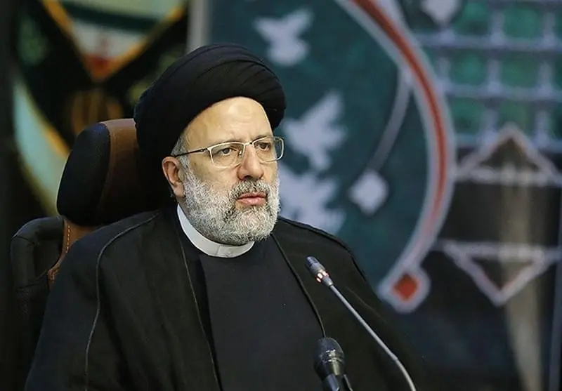 رئیس قوه قضائیه: نیروی انتظامی باید ملجاء و همچون پدری مهربان برای مردم باشد