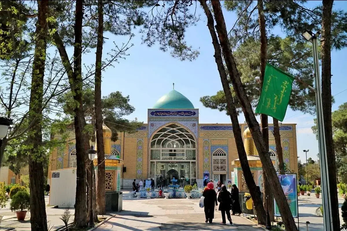 ماجرای قبور میلیاردی در حرم امامزادهها/ اوقاف تهران پاسخ داد