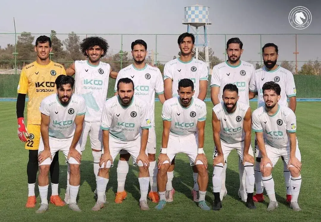پیکان با دو غایب مقابل استقلال