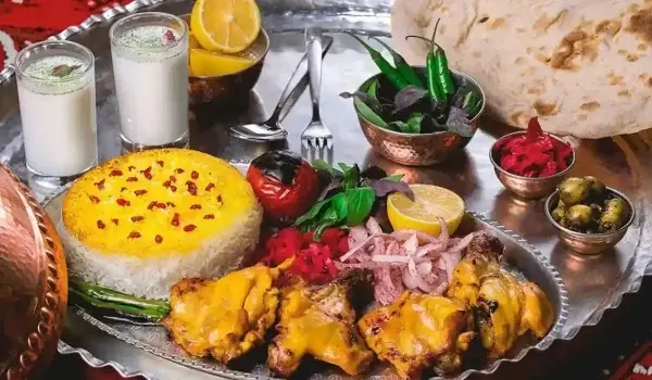  غذا در شهرصنعتی کاوه | رستوران دلیر