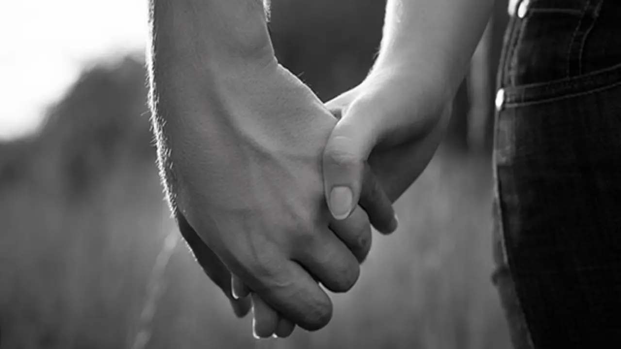 نخ رمانتیک خیالی