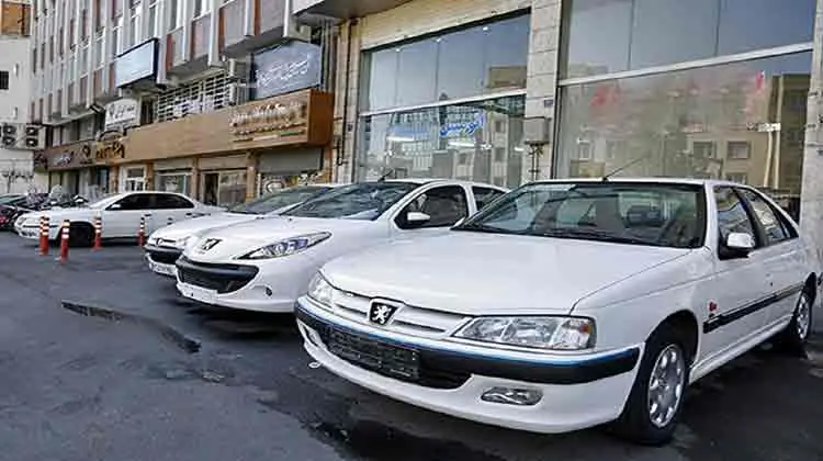 قیمت خودرو در بازار آزاد؛ ۲۱ مرداد ۱۴۰۰ +جدول قیمت ها
