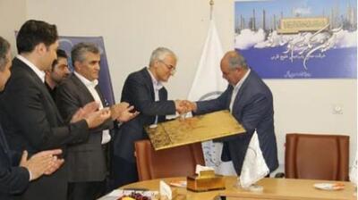  با حضور مدیران ارشد هلدینگ خلیج فارس؛ مدیرعامل جدید پتروشیمی هنگام معارفه شد