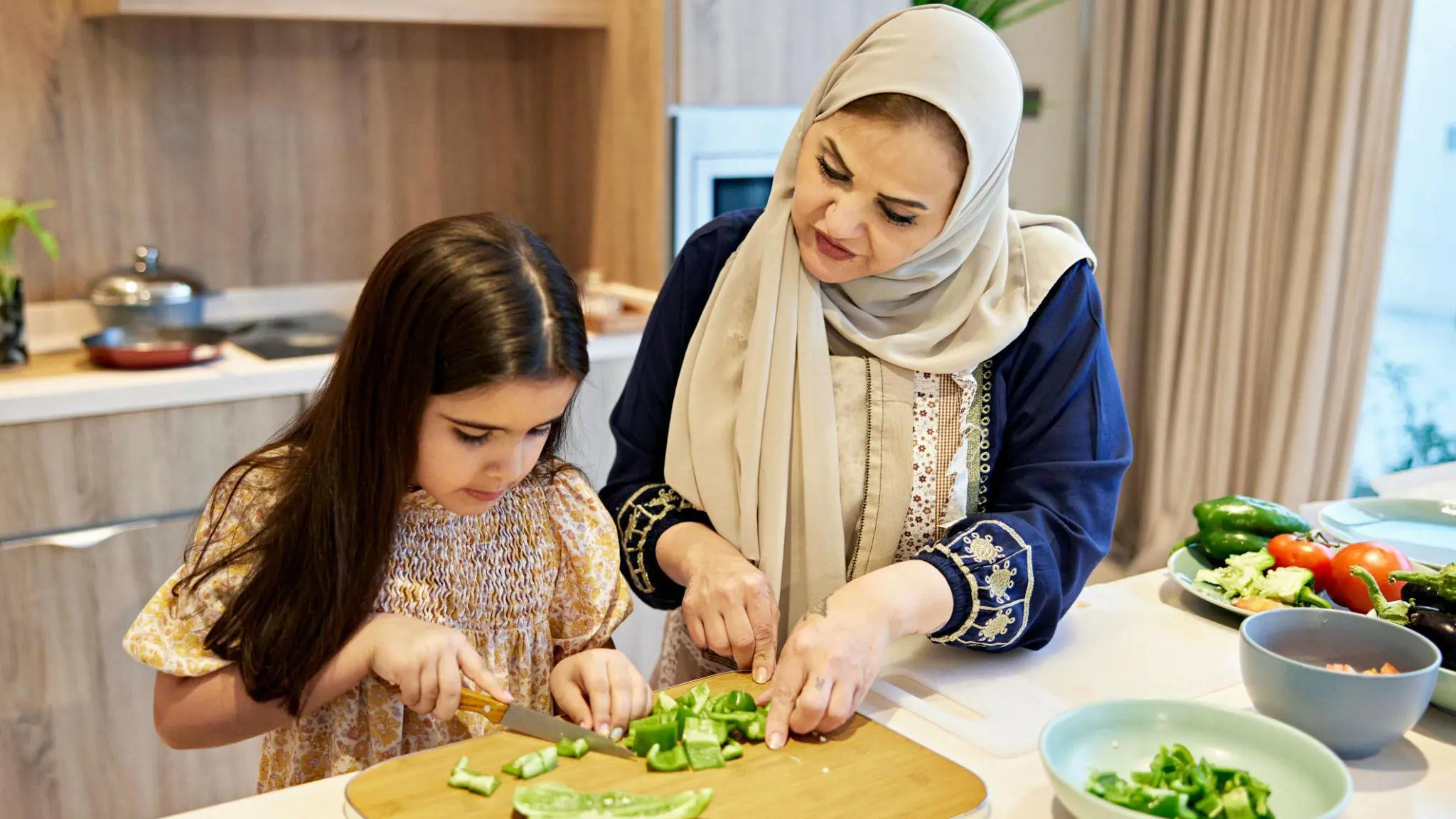 برای روز پدربزرگ و مادربزرگ چه هدیهای بخریم؟ / زیباترین متن تبریک روز پدربزرگ و مادربزرگ برای ارسال به عزیزان