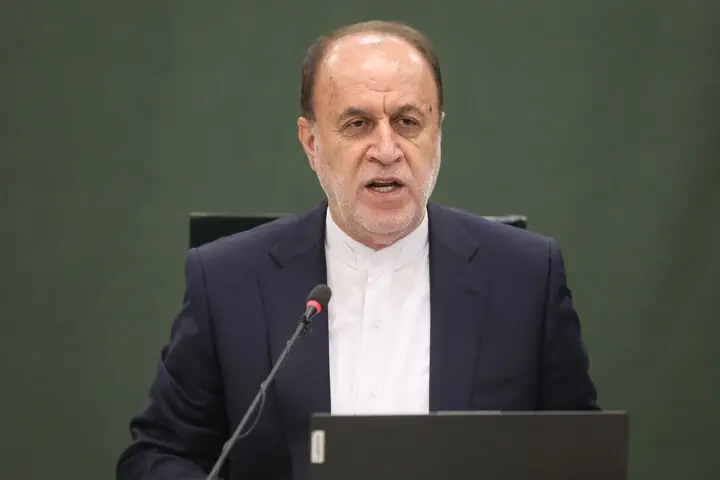 حاجیبابایی: اساسنامه صندوق ذخیره فرهنگیان نیازمند بازنگری است