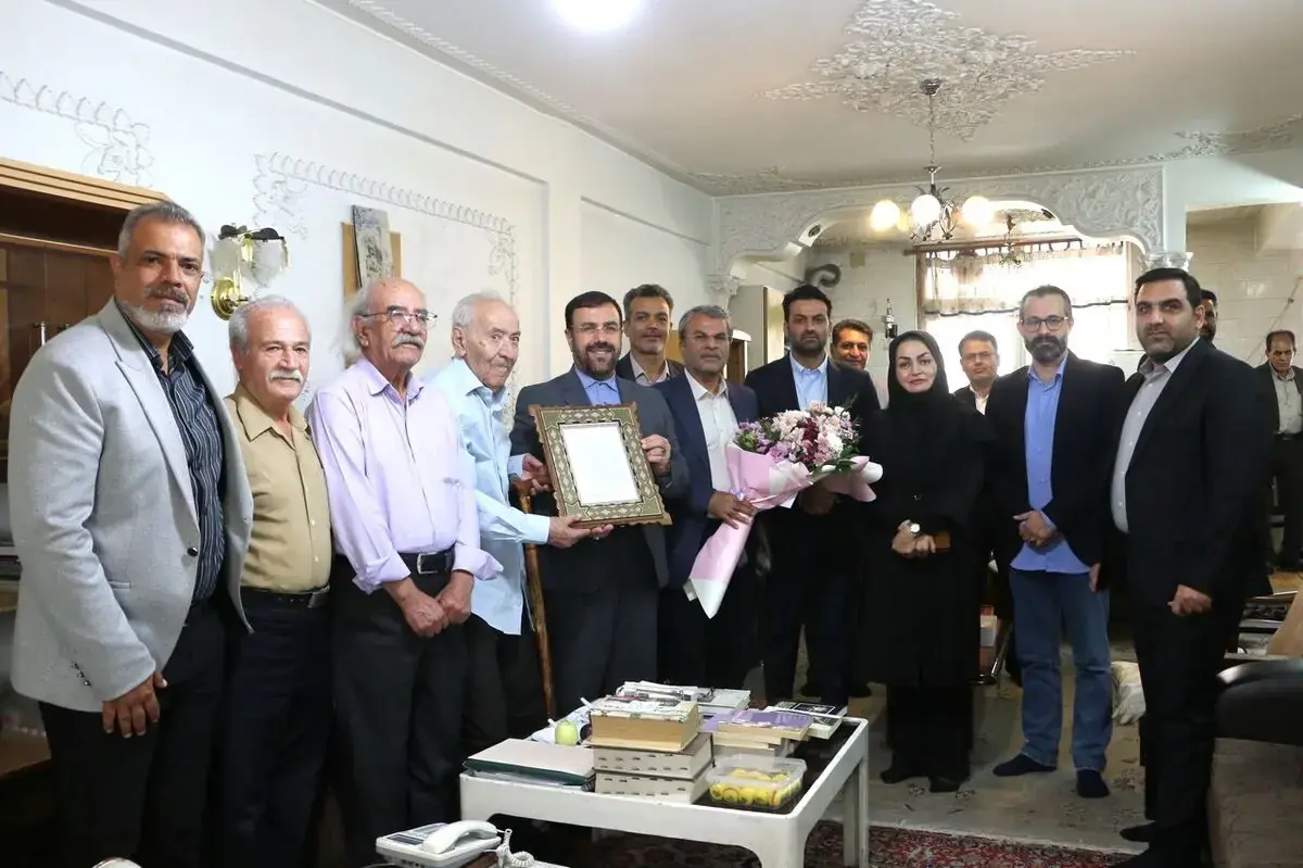 عبدالعلی دستغیب؛ ۹۵ سال زندگی در سپهر شعر و نقد