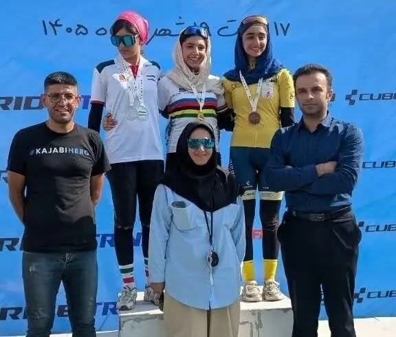 دختران دوچرخهسوار کردستانی ۳ مدال طلا و برنز کسب کردند