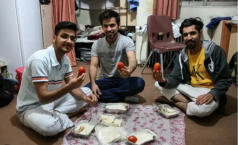 قرار بود سفره دانشگاه عوض شود/ چرا طرح نوین تغذیه به مهر نرسید؟