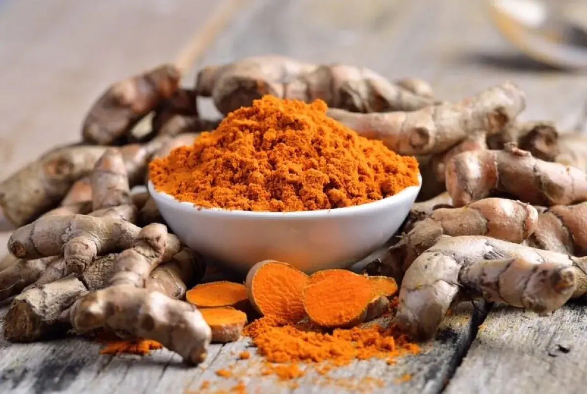 اگر زردچوبه را هر روز مصرف کنید، چه اتفاقی برای بدن میافتد؟