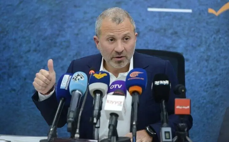  رئیس جنبش آزاد میهنی: سه خطر بزرگ لبنان را تهدید می‌کند