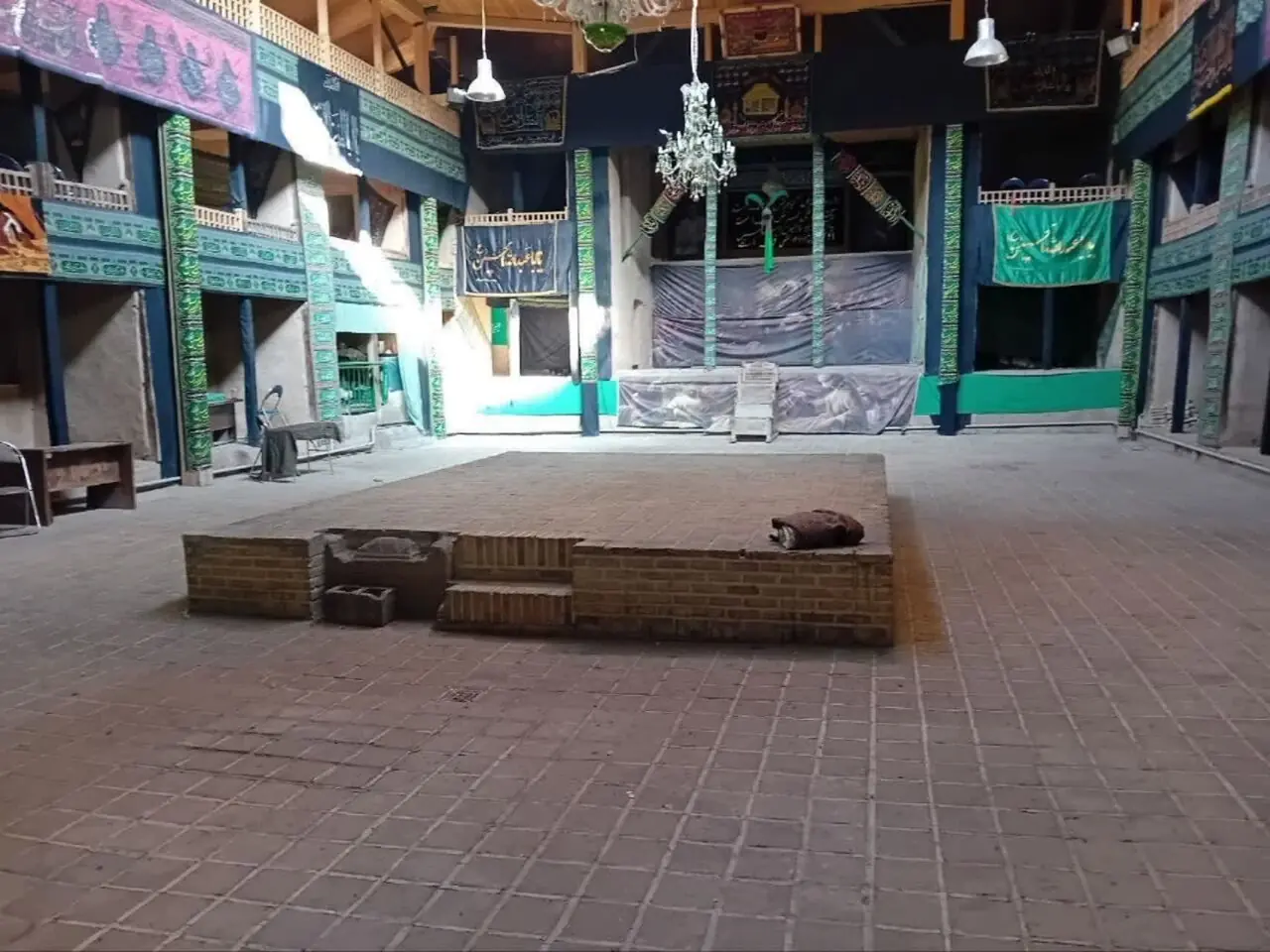 ساخت نمونه «حسینیه برغان» به عنوان نماد البرز در پارک «ایرانکوچک»