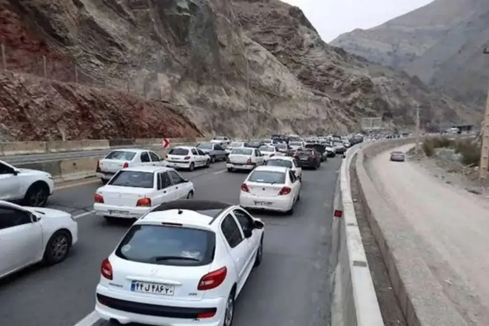ترافیک 7 کیلومتری در خروجی مرزنآباد