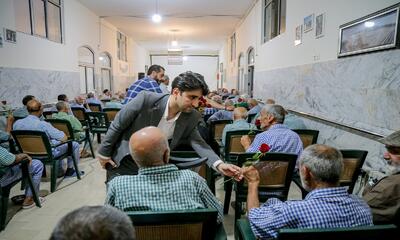 سینماگران قم در روز ملی سینما به دیدار سالمندان رفتند