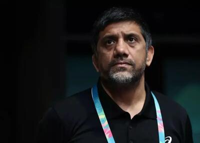  رقص مازنی کشتی‌گیران در جشن تولد علیرضا دبیر