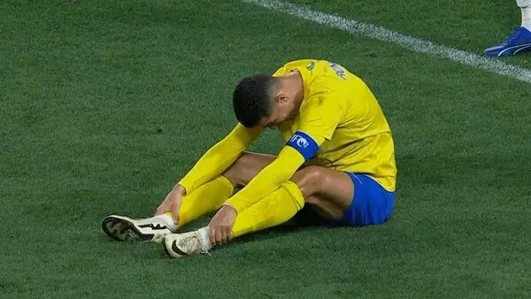 باطری رونالدو در عربستان خوابید