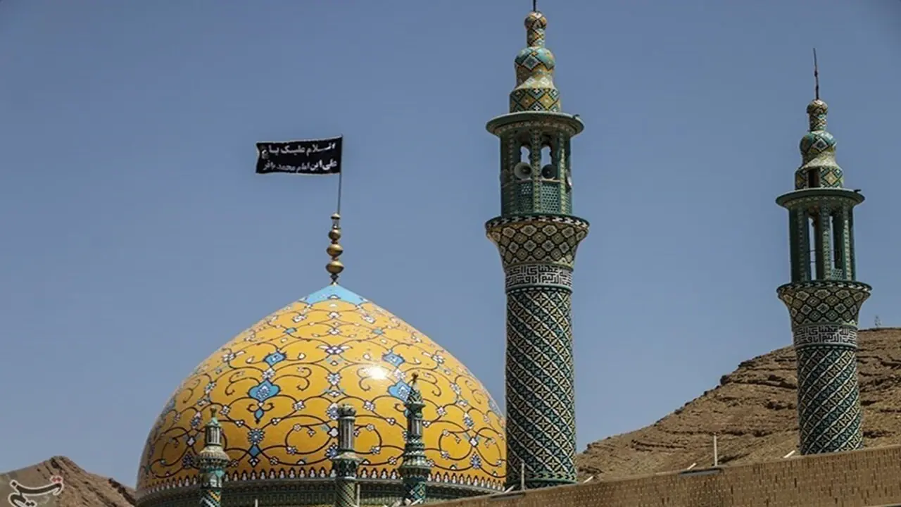  رونمایی المان امام شهید در آستان مقدس حضرت سلطانعلی کاشان