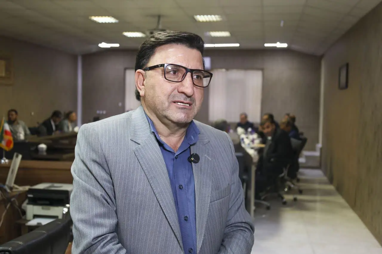  مدیرکل امور اتباع استانداری فارس: برگه سرشماری مجوز اقامت اتباع خارجی نیست