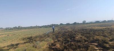 مهار آتشسوزی در ساحل مشرف به روستای رشکان در پارک ملی دریاچه ارومیه