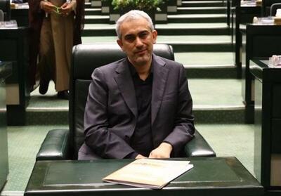  ۴۷ امضا برای استیضاح وزیر اقتصاد همزمان با جنگ و محاصره اقتصادی !