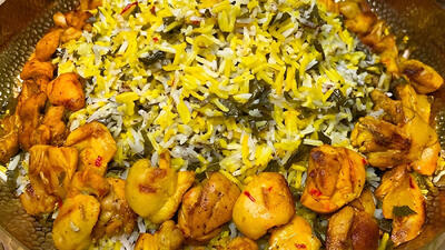  طرز تهیه تاک پلو شاهرودی؛ پلوی خوشمزه‌ ای که با برگ مو درست می‌شود