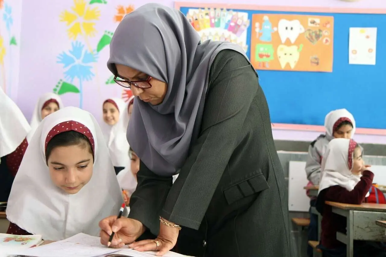  تغییر در کلاس و امتحان همزمان با توانمندسازی معلمان