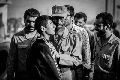 عکس/ قابهایی از حضور رهبر شهید انقلاب در دوران ۸ سال دفاع مقدس | آخرین خبر