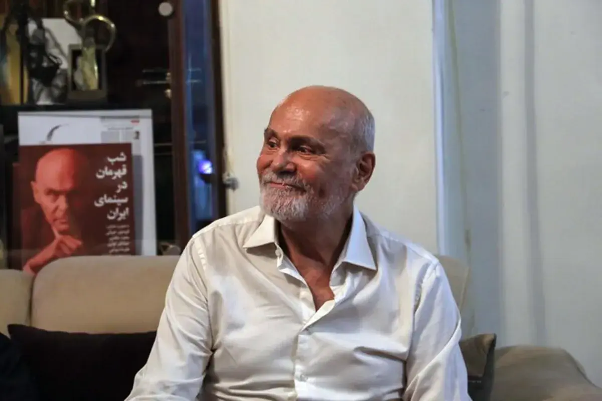 دیدار با جمشید هاشمپور در خانه خودش (+عکس)