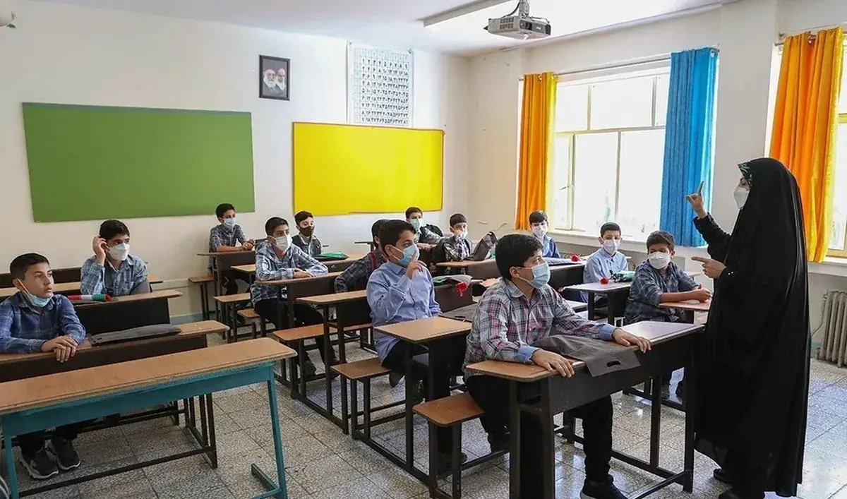 حداد عادل؛ بازگشت به فرهنگ و دورتر شدن از تندروها