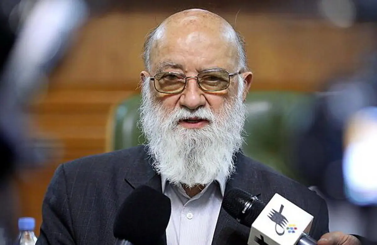 چمران با اشاره به توقف قطارهای خریداریشده از چین: قطارهای چینی در بندر متوقف ماندهاند و بخشی از اتوبوسها به پاکستان رفته است